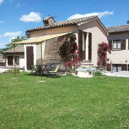 Alloggio per agriturismo Ca' Le Suore Cagli